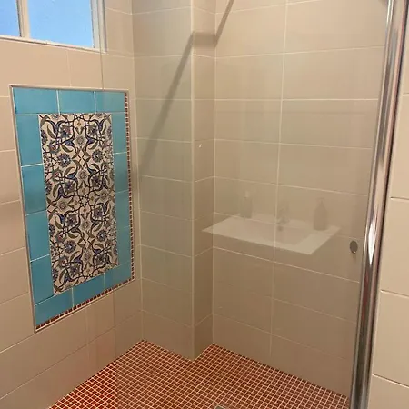 Beau F3, Renove, Calme, En Plein Centre De Appartement Nîmes